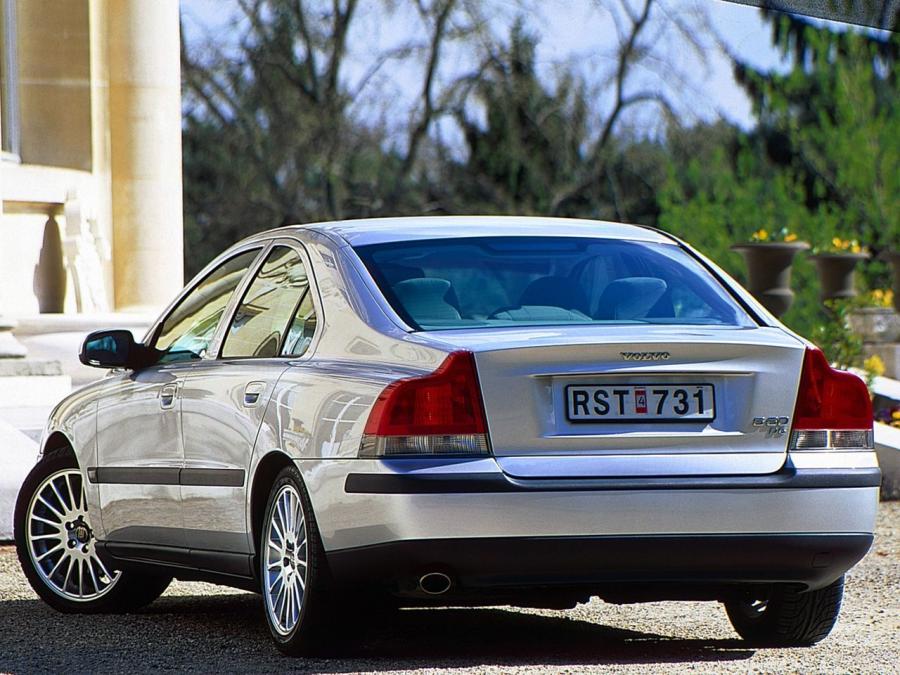  Volvo S60 D5 2002 года  (фото 3 из 6)